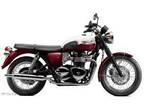 2013 Triumph Bonneville T100 - Cranberry Red / New England White