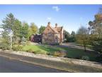 6 bedroom detached house for sale in Whitchurch Road, Handley, Nr Tattenhall