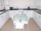 6 bed house to rent in Gadd Street, NG7, Nottingham