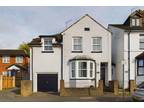 4 bed house for sale in Crescent Road, HP2, Hemel Hempstead