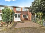3 bedroom Mid Terrace House to rent, Watnall Road, Nuthall, NG16 £975 pcm