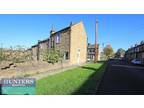 Brompton Road East Bowling, Bradford, Yorkshire, BD4 7JD 2 bed house to rent -