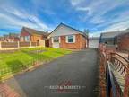 2 bed house for sale in Norfolk Road, LL12, Wrecsam