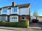 3 bedroom semi-detached house for sale in Moor Park Road, Hereford, HR4