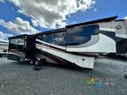 2015 CrossRoads Carriage 40RE 39ft