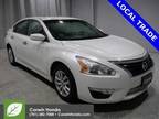 2013 Nissan Altima White, 211K miles