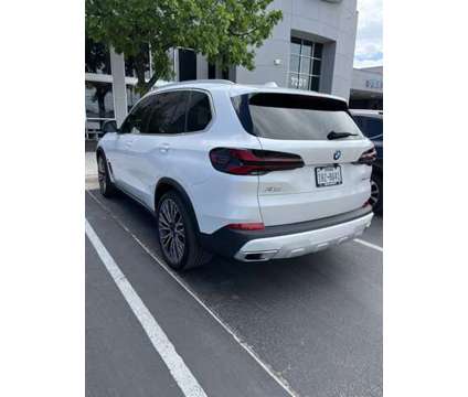 2024 BMW X5 Xdrive40i is a White 2024 BMW X5 4.8is Car for Sale in Georgetown TX