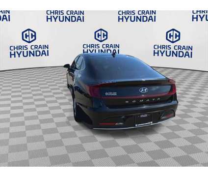 2022 Hyundai Sonata SE is a Black 2022 Hyundai Sonata SE Sedan in Conway AR