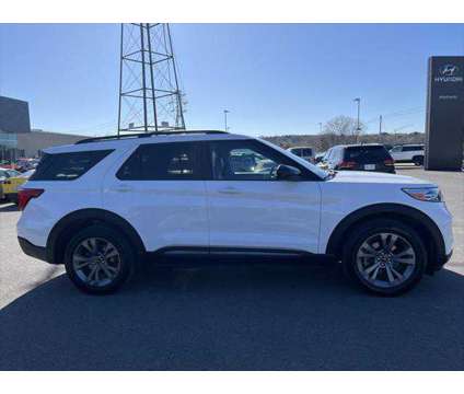 2022 Ford Explorer XLT is a White 2022 Ford Explorer XLT SUV in Utica NY