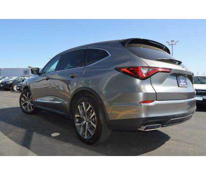 2022 Acura MDX Technology Package is a Black 2022 Acura MDX Technology SUV in Highland Park IL