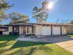 6355 French Chateau Dr, Houston, TX 77088