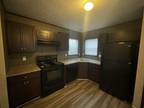 Mobile Home, Residential - Madison, WI 566 Waxwing Ln #566