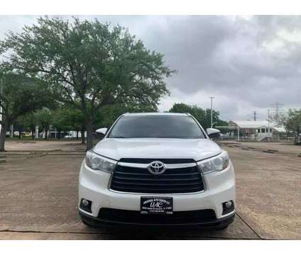 2015 Toyota Highlander for sale is a White 2015 Toyota Highlander Car for Sale in Houston TX