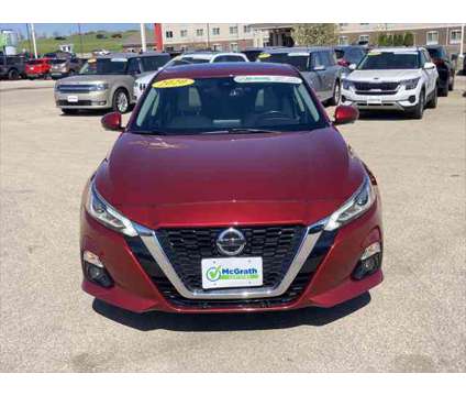 2020 Nissan Altima Platinum Intelligent AWD is a Red 2020 Nissan Altima 2.5 Trim Sedan in Dubuque IA