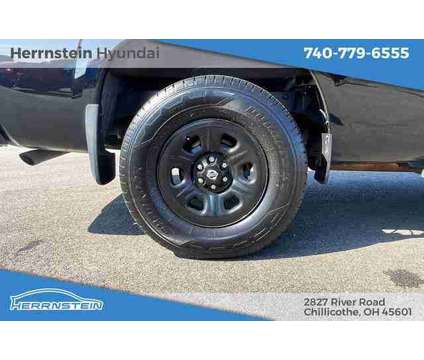 2022 Nissan Frontier King Cab S 4x4 is a Black 2022 Nissan frontier King Cab Truck in Chillicothe OH