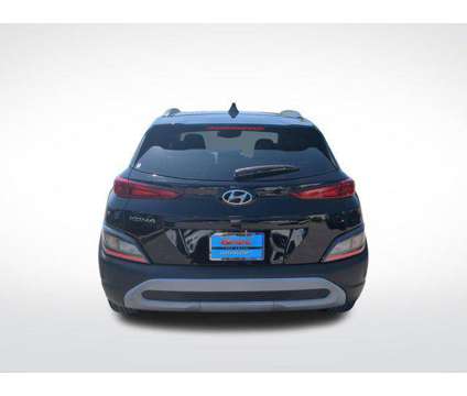 2022 Hyundai Kona SEL is a Black 2022 Hyundai Kona SEL SUV in Bradenton FL