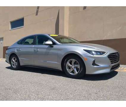 2021 Hyundai Sonata SE is a Silver 2021 Hyundai Sonata SE Sedan in Ocala FL