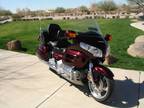 2006 Honda Gold Wing GL1800 Beautiful Black Cherry w/ Premium audio