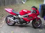 $2,100 1998 honda super hawk 996