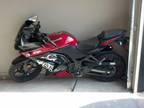 $3,600 OBO 2010 Kawasaki Ninja 250 Special Edition- lower price