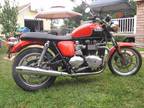 2012 Triumph Bonneville -850cc-under 500 miles-