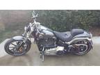 2014 Harley Davidson Breakout -New Cond....33 Miles... $14500 (Pace)
