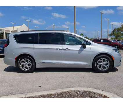 2023 Chrysler Pacifica Limited is a Silver 2023 Chrysler Pacifica Limited Car for Sale in Naples FL