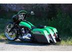 $47,500 2011 Harley Davidson Custom Street Glide Bagger (Elk City, OK)