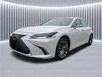 2024 Lexus ES 300h Ultra Luxury