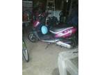 Reduced price Pink/purple Scooter For Sale: 50 cc -