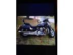 08 Yamaha Vstar 650 less than 1050 miles on it .