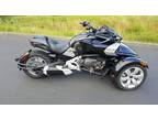 2015 Can-Am Spyder F3 6-Speed Manual motorcycle