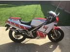 1984 YAMAHA RZ500 Sport Bike Excellent Condition ✔