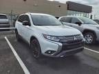 2020 Mitsubishi Outlander LIMITED