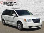 2010 Chrysler Town And Country Touring