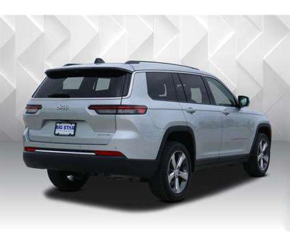 2024 Jeep Grand Cherokee L Limited 4x2 is a Silver 2024 Jeep grand cherokee SUV in Friendswood TX