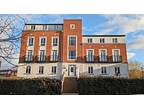 3 bed flat for sale in Dragon Road, AL10, Hatfield