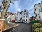Strawberry Gardens, Victoria Road North, Southsea 2 bed apartment -
