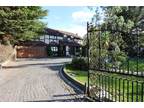 6 bedroom detached house for sale in Forest Lane, Chigwell, Esinteraction, IG7