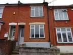 Alexandra Road, Chatham ME4 2 bed terraced house to rent - £1,300 pcm (£300