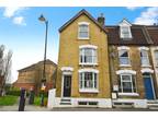 2 bedroom Flat for sale, High Street, Rochester, ME1