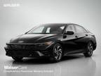 2024 Hyundai Elantra Black, 10 miles