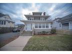 Beautiful Duplex across from Bay