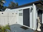 6821 Sw 10th Ct #B Hollywood, FL