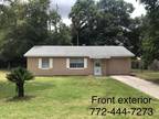 $1,100 - 2 Bedroom 1 Bathroom House In Brooksville with Newly Updated Kitchen