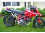 2010 Ducati Hypermotard 1000 EVO 2800 miles - Perfect!