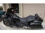 2013 Honda Gold Wing... F6B DELUXE! 850 MILES