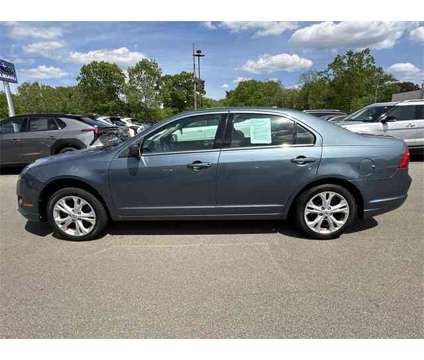 2012 Ford Fusion SE is a Blue 2012 Ford Fusion SE Sedan in Pittsburgh PA