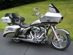 2009 Harley Davidson Screaming Eagle CVO Road Glide Twin Cam 110 Cubic Inch