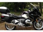 2014 BMW R1200RT Ebony Motorcycle with 978 Miles, All Options, Top Case and GPS